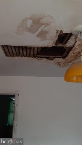 204 Spg St, Trenton NJ 08618-4611 exterior