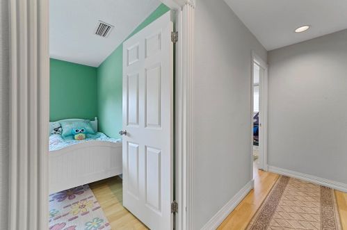 10526 Berry Knl Dr, Dallas TX 75230-4245 exterior