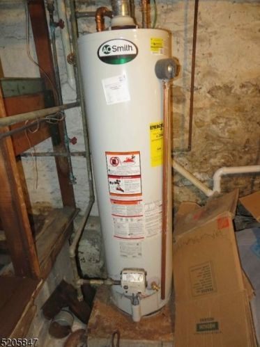 152 Pequannock St, Dover NJ 07801-3594 exterior