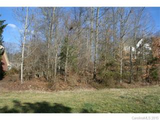 1422 Mt Isle Harbor Dr, Charlotte, NC 28214-5401