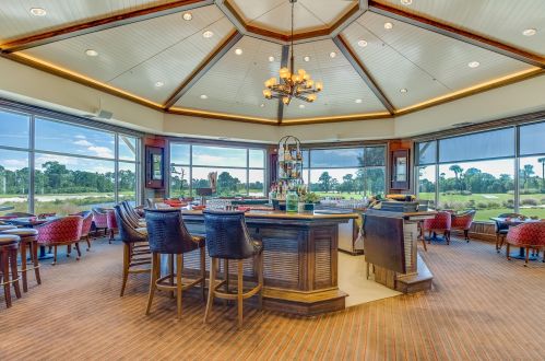 8252 Mulligan Cir, Fort Pierce FL exterior