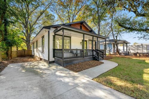 1714 Connally Dr, Atlanta GA  30344-2519 exterior