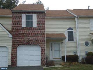 18 Revere Ct, Trenton NJ  08628-3609 exterior