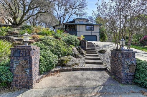 9811 Blue Lk Dr, Folsom CA 95630-1909 exterior