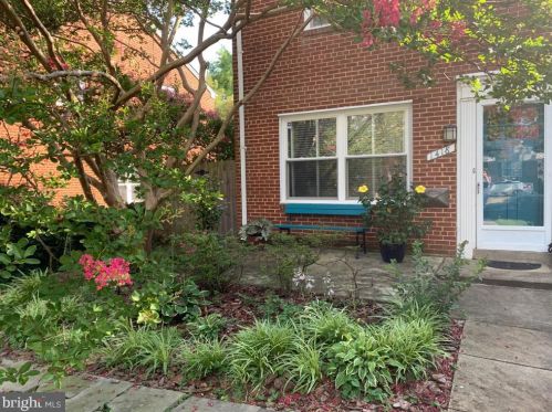 1418 Dogwood Dr, Alexandria VA  22302-2723 exterior