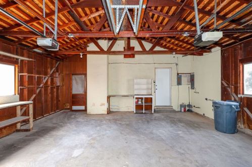 1220 Minaret Ave, Turlock CA  95380-5528 exterior