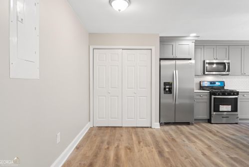 16 Eugenia St, Atlanta GA 30318-0026 exterior