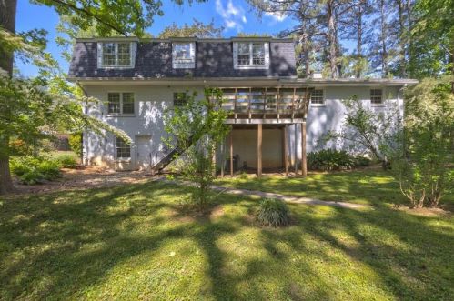 2772 Dunnington Cir, Atlanta GA 30341-5610 exterior