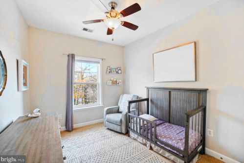 302 Ridgemont Ave, Rockville MD 20850-6061 exterior