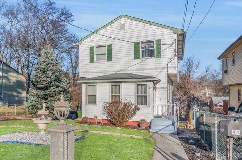 44 Henry St, Edison NJ  08820-2808 exterior