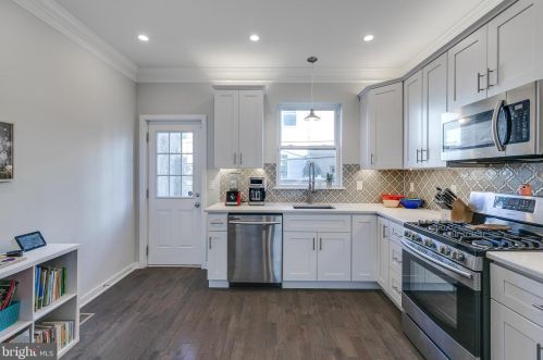 617 Emily St, Philadelphia PA 19148-2529 exterior