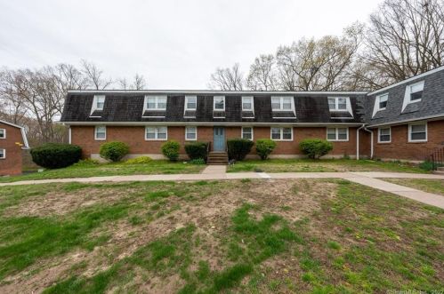 335 Dunfey Ln, Windsor, CT 06095-2351