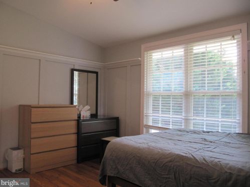 1807 Youngblood St, Mc Lean VA  22101-5244 exterior