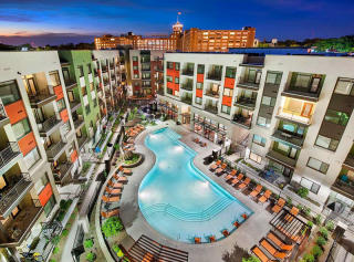 641 Avenue Pl, Atlanta GA  30318-8534 exterior