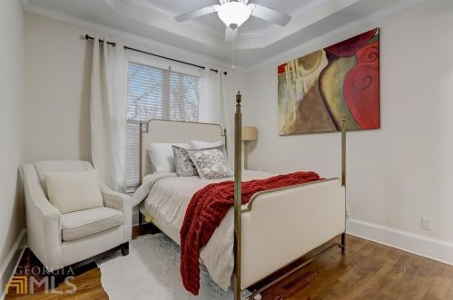 235 Lake Summit Vw, Atlanta GA  30342-1979 exterior