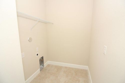 9521 Royal Poinciana Dr, Fort Pierce FL 34987-2514 exterior