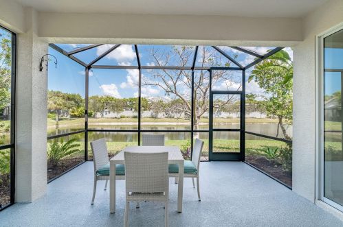 8471 Bent Crk Way, Naples FL 34114-9421 exterior