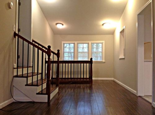 487 Aberdeen Dr, Atlanta GA  30318-6301 exterior