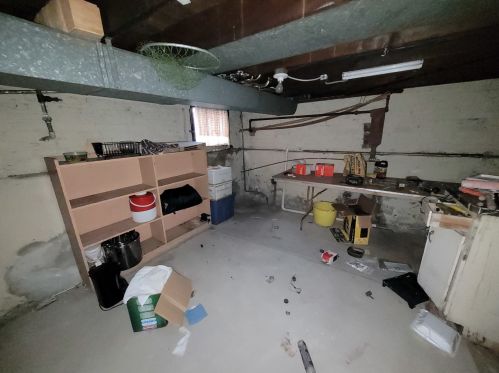 1449 Parkside Ave, Chicago IL 60651-1154 exterior