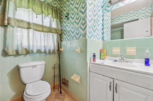 3140 Cherry Vly Dr, Atlanta GA 30316-4828 exterior