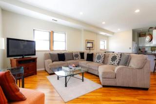 1726 Sedgwick St, Chicago IL  60614-5722 exterior