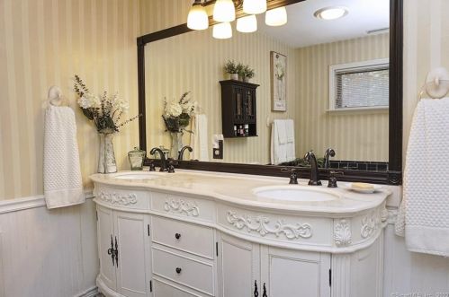 109 Babbling Brk Rd, Torrington CT 06790-2166 exterior