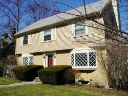 149 Temple St, Newton, MA 02465-2331