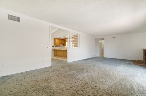 2856 Maude St, Riverside CA 92506-4418 exterior