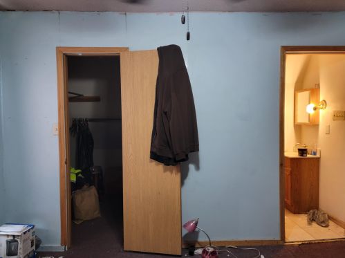 1411 Hayes Ave, Milwaukee WI 53215-3139 exterior