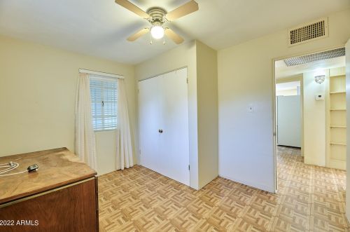 4234 42nd Pl, Phoenix AZ  85018-4290 exterior