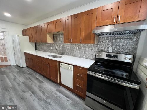 4243 Cottman Ave, Philadelphia PA 19149-1606 exterior