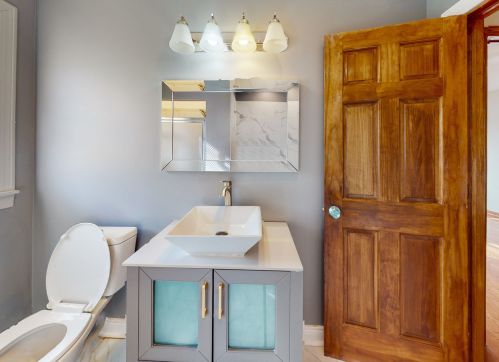 10643 Perry Ave, Chicago IL 60628-3428 exterior