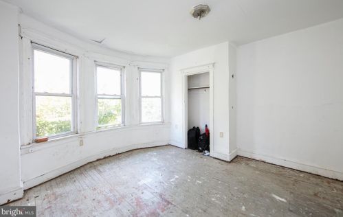 1605 Louis St, Camden NJ 08104-3527 exterior