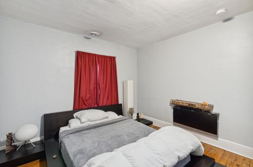 1936 Portage St, Kalamazoo MI 49001-5153 exterior