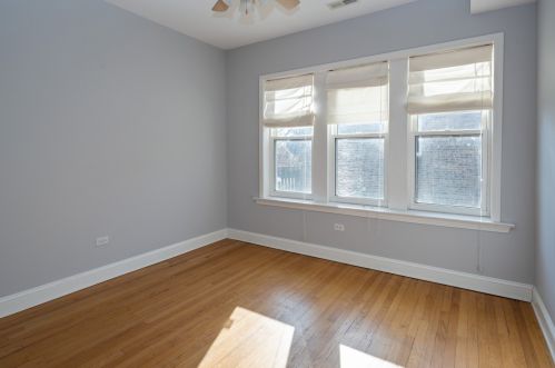 1849 Lunt Ave, Chicago IL  60626-2396 exterior