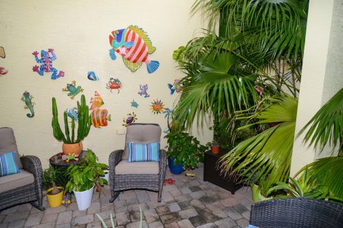 1948 Grand Dr, Fort Pierce FL 34952-7795 exterior