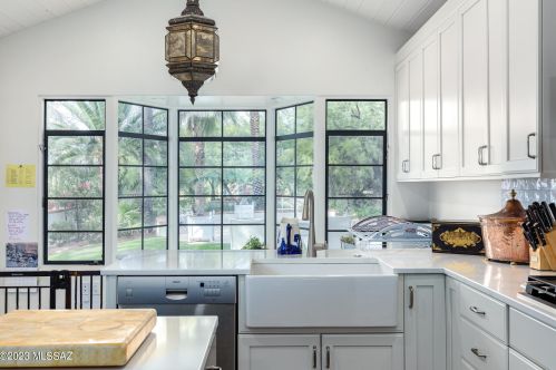 5210 Camino Real, Tucson AZ  85718-5029 exterior