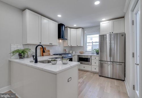 617 Dudley St, Philadelphia PA 19148-2404 exterior