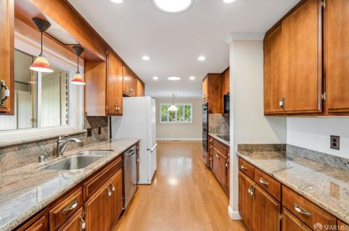 1678 Pepperwood Ct, Concord CA  94521-1126 exterior