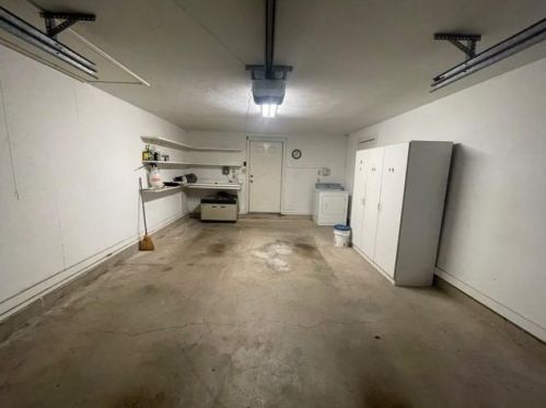 1105 Grauwyler Rd, Irving TX 75061-3411 exterior