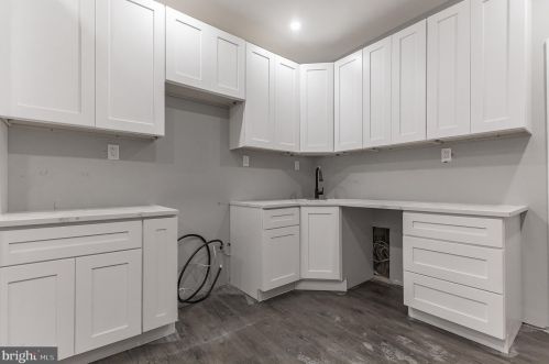 1650 30th St, Philadelphia PA  19145-1664 exterior