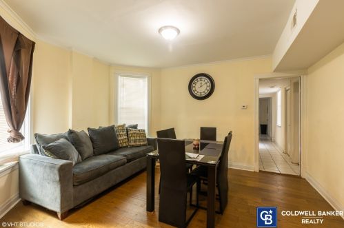 5320 Carpenter St, Chicago IL 60620-3456 exterior