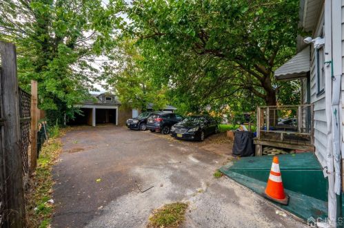 134 Louis St, New Brunswick NJ 08901-2301 exterior