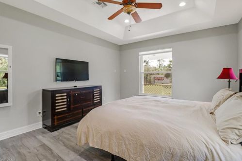 1520 16 Ave, Naples FL 34117-5211 exterior