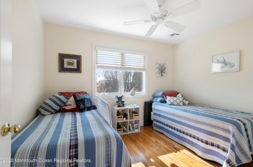 1666 End Dr, Point Pleasant Beach NJ 08742-5143 exterior