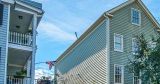 211 Wentworth St, Charleston, SC 29401-1209