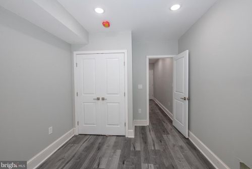 2122 2nd St, Philadelphia PA 19147-3802 exterior