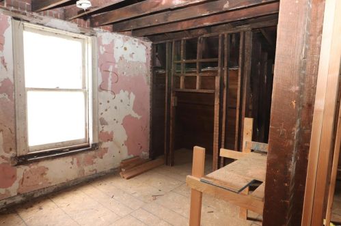 2356 Michigan Ave, Saint Louis MO 63104-1710 exterior