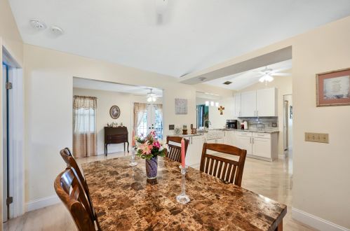 5409 Palmetto Dr, Fort Pierce FL  34982-7481 exterior