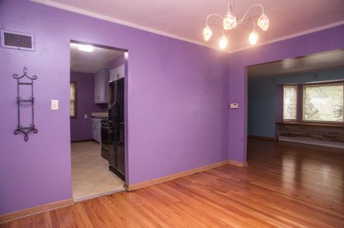 4220 86, Milwaukee WI 53222-1704 exterior